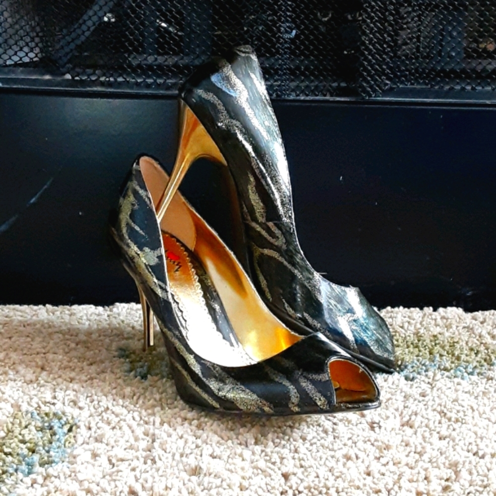 Luichiny , Patent Leather Shimmering Heels